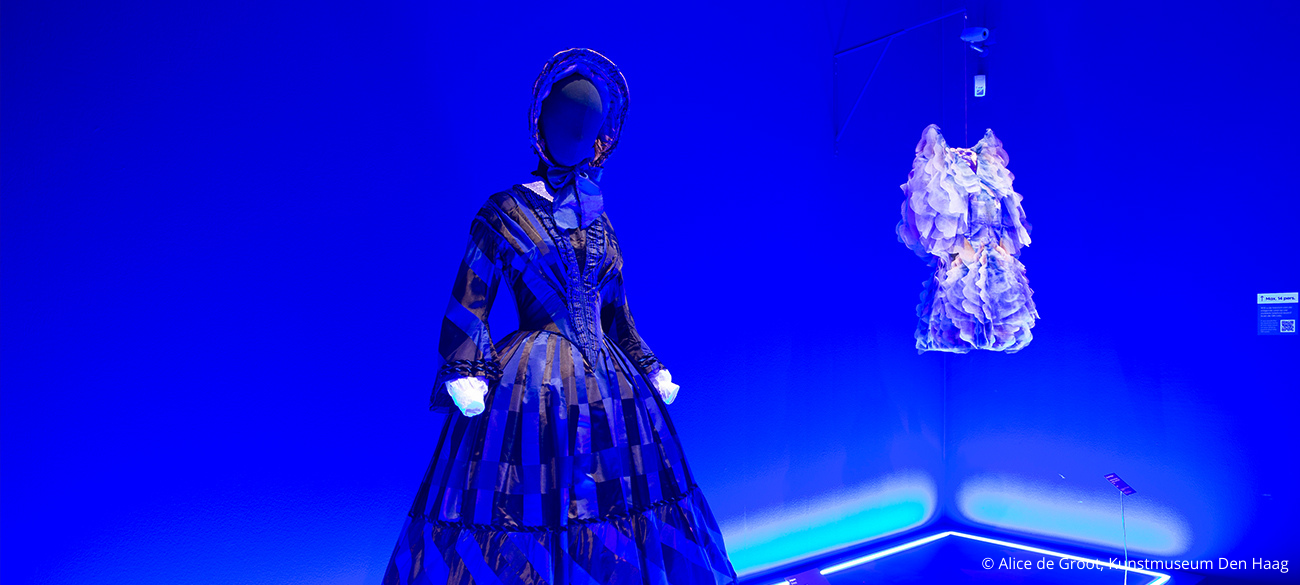 Couture in black  Kunstmuseum Den Haag